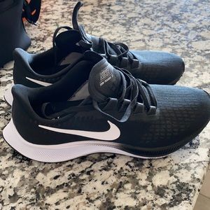 Women’s Nike Zoom Pegasus 37